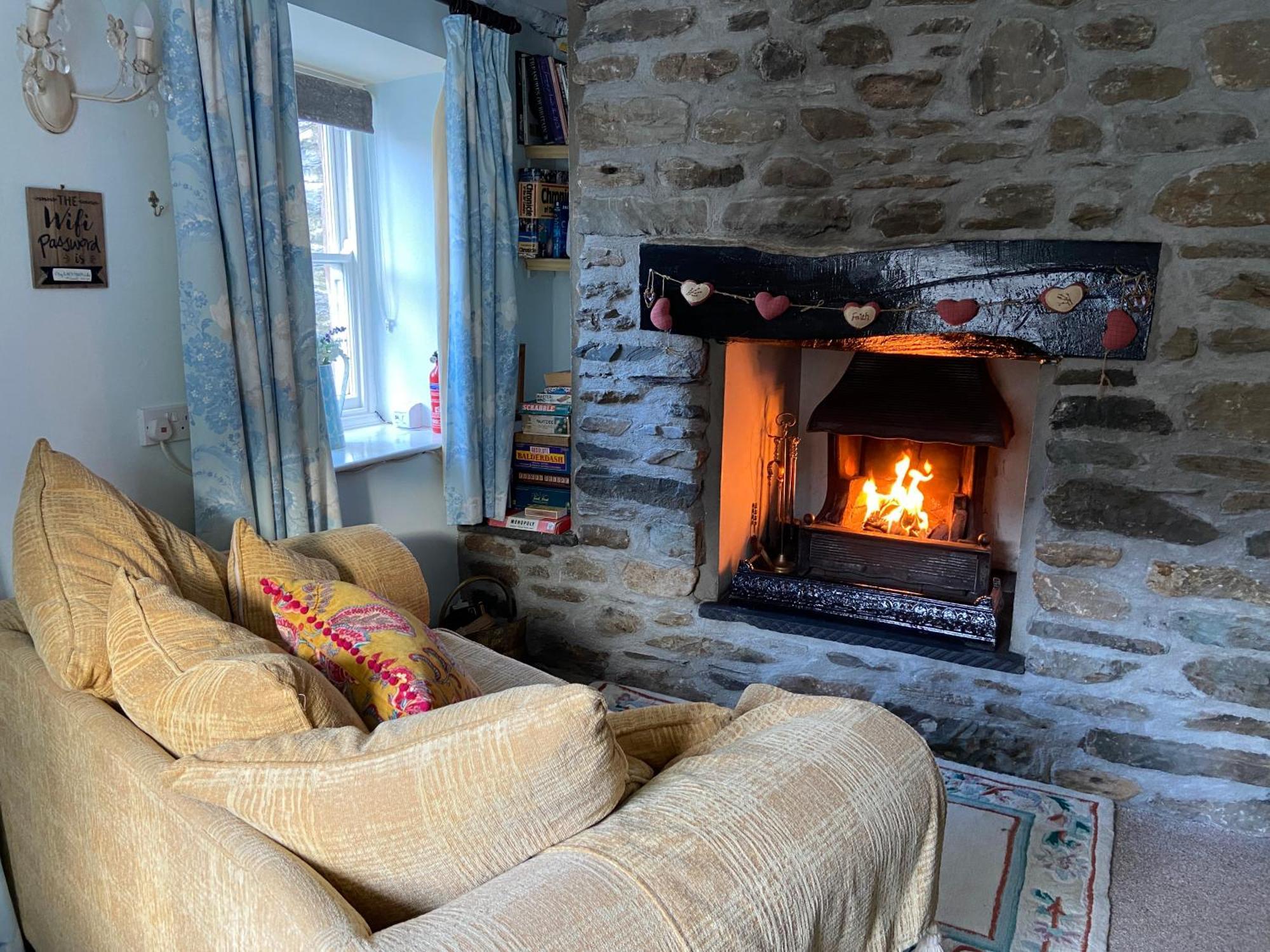 Ty Capel Isa Villa Blaenau Ffestiniog Buitenkant foto